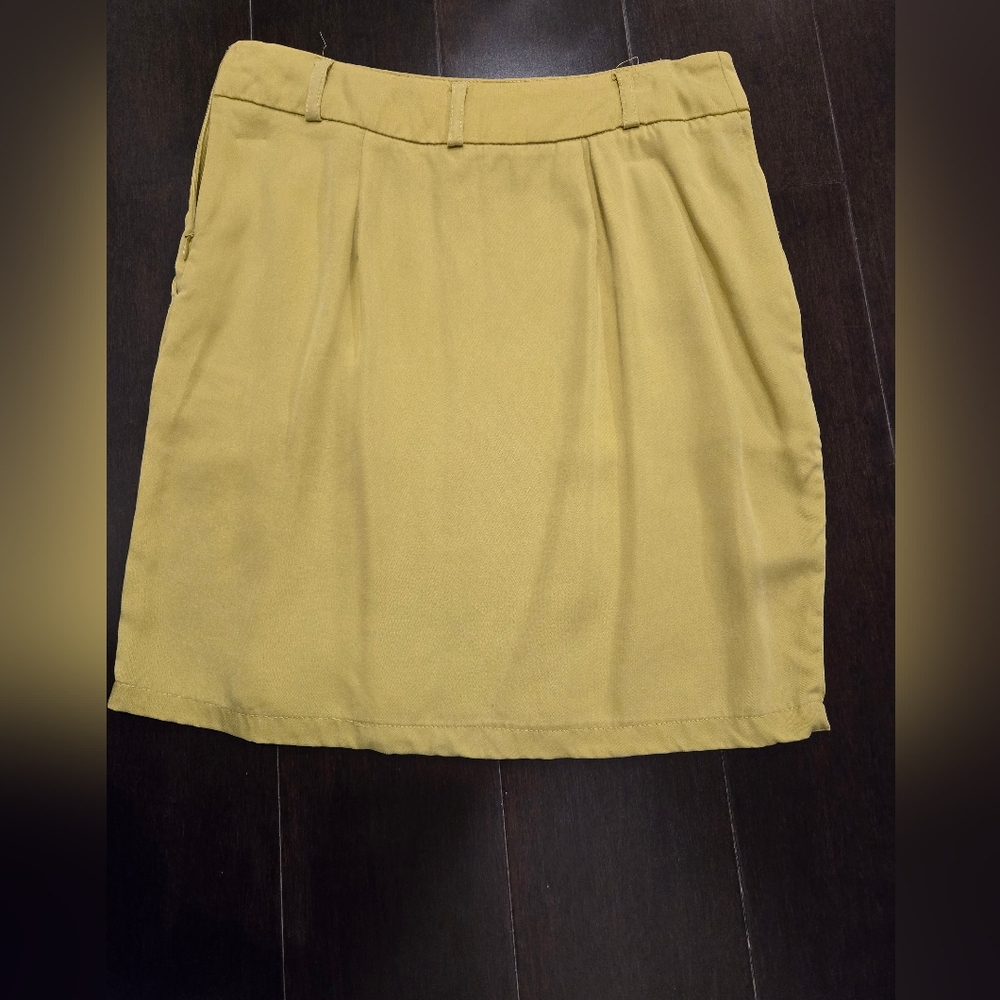 Mini skirt - Picture 2 of 4